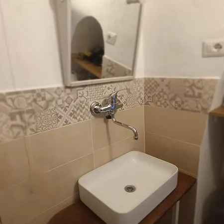 Holiday home Vico Poerio 1